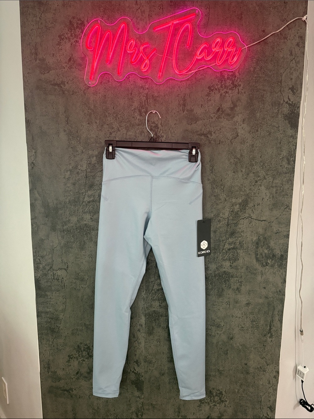 Scorpio Sol Pale Blue Active Leggings